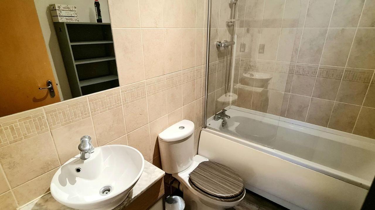Lovely 3 Bedroom Apartment - Free Parking EDI Exteriér fotografie