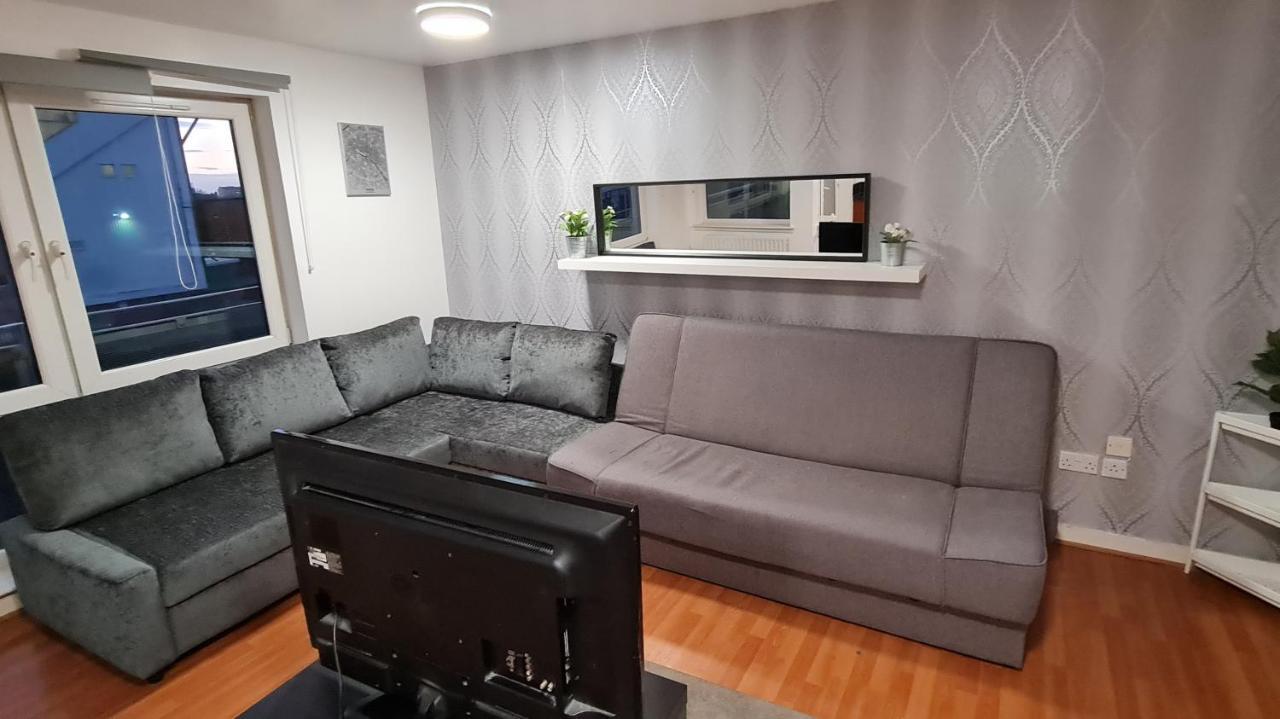 Lovely 3 Bedroom Apartment - Free Parking EDI Exteriér fotografie